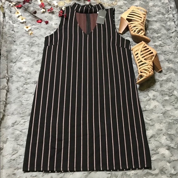 🔥Final Price🔥Very J sleeveless choker dress - Picture 3 of 8